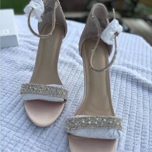 Betsy Johnson! Brand New! RARE & Gorgeous Beaded Women's Heels Pale Pink-Size 10
